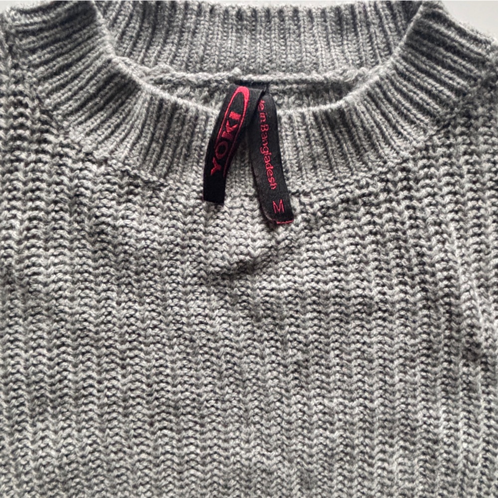 YOKI SWEATER - Picture 3 of 12